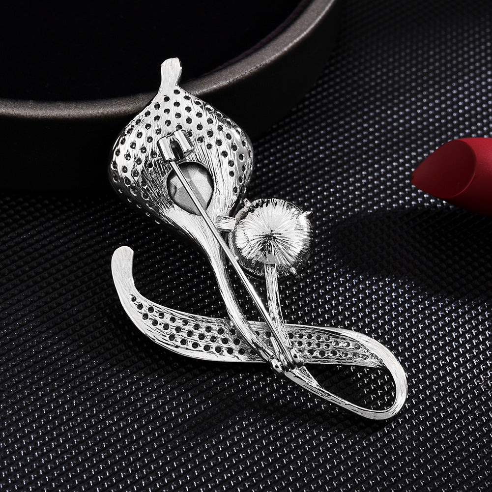 Korean version of fashion zircon women's high-end suit flower corsage simple pin coat accessories calla lily brooch accessories