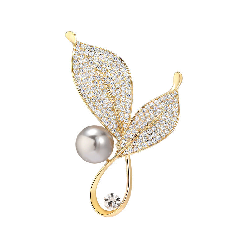 Light luxury copper micro-inlaid zircon caramel gray pearl leaf brooch brooch brooch anti-light buckle light luxury high-end brooch hair