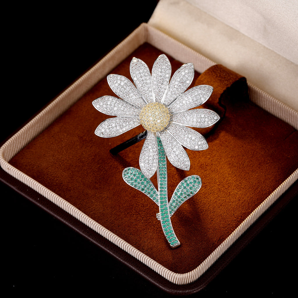Light luxury high-end zircon daisy brooch female sunflower high-end luxury versatile clothes corsage pin accessories