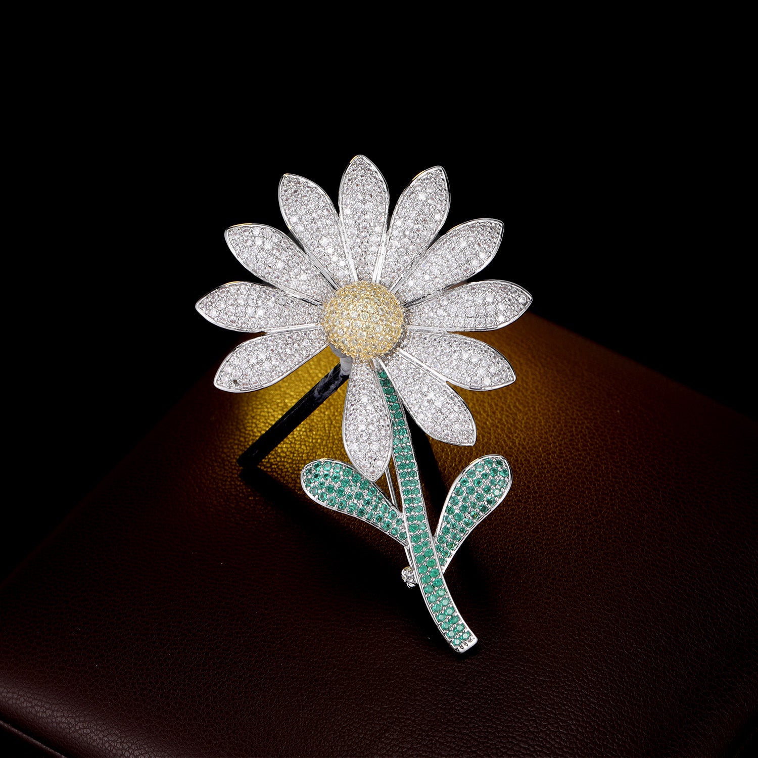 Light luxury high-end zircon daisy brooch female sunflower high-end luxury versatile clothes corsage pin accessories