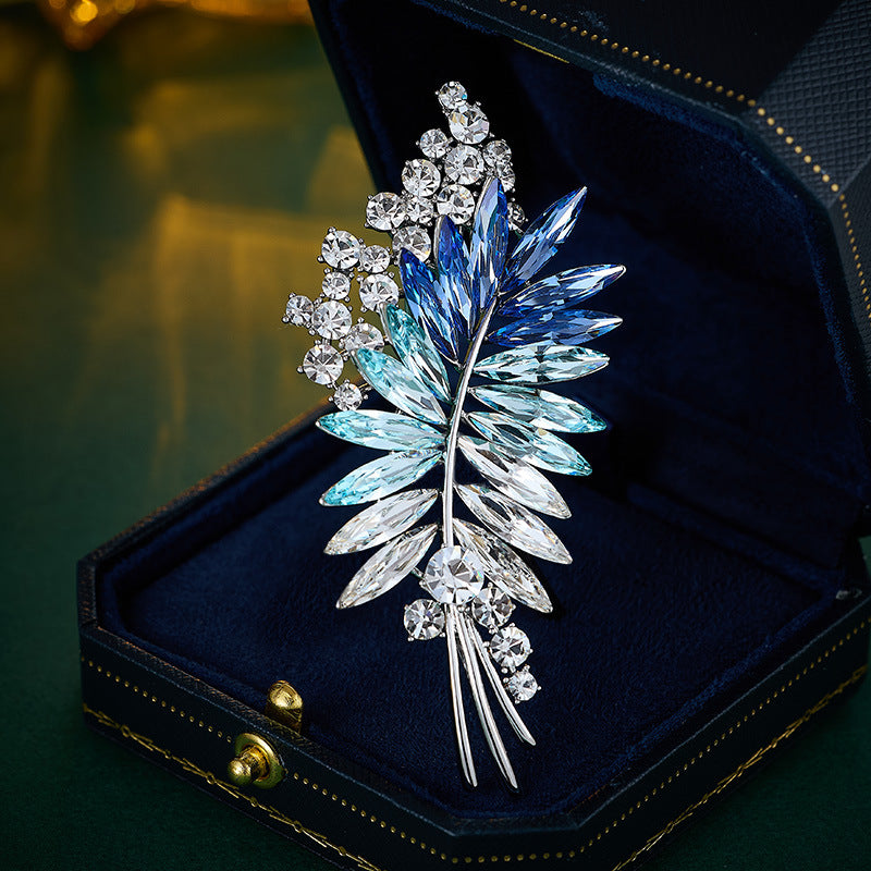 Luxury high-end wheat ear crystal brooch high-end elegance gradual change color snowflake pin gift commemorative coat corsage