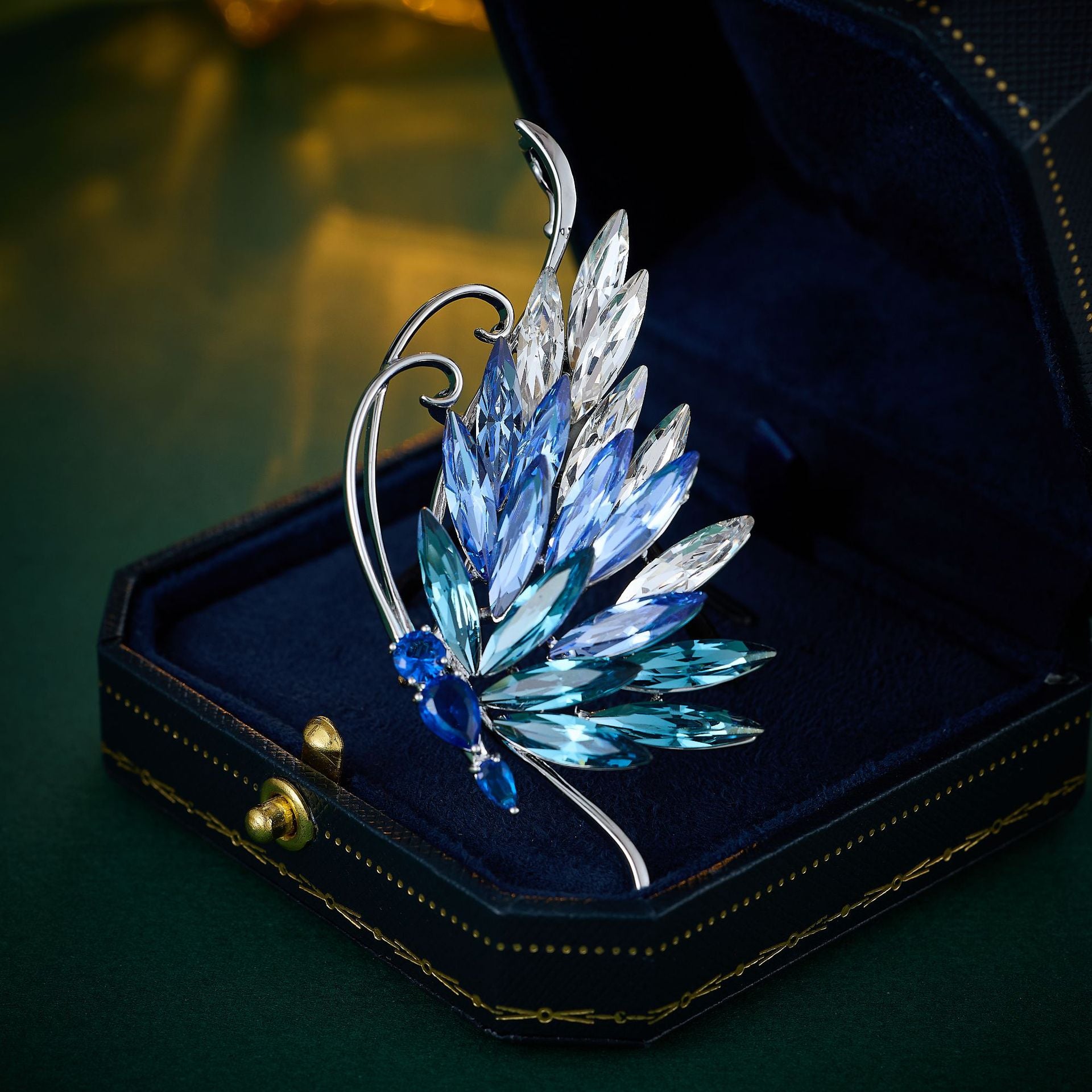Luxury high-end wheat ear crystal brooch high-end elegance gradual change color snowflake pin gift commemorative coat corsage