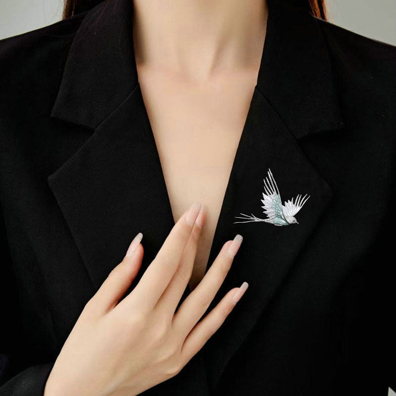 National style enamel brooch painted bird high-end exquisite pin buckle niche design coat versatile pin women