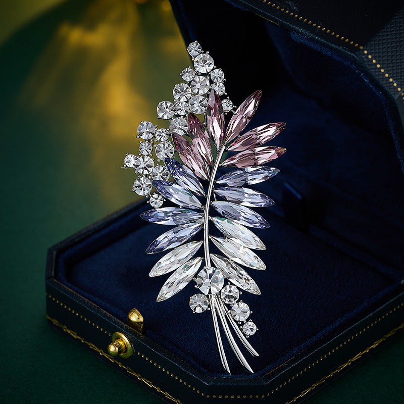 Luxury high-end wheat ear crystal brooch high-end elegance gradual change color snowflake pin gift commemorative coat corsage