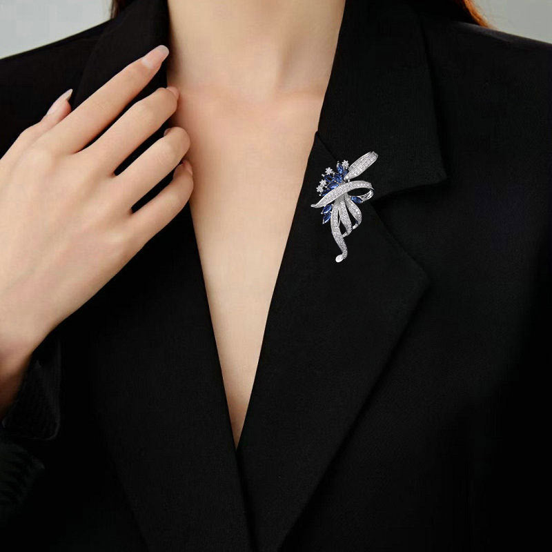 European and American high-end exquisite ribbon sapphire blue brooch female corsage elegant suit pin banquet dress atmospheric pin